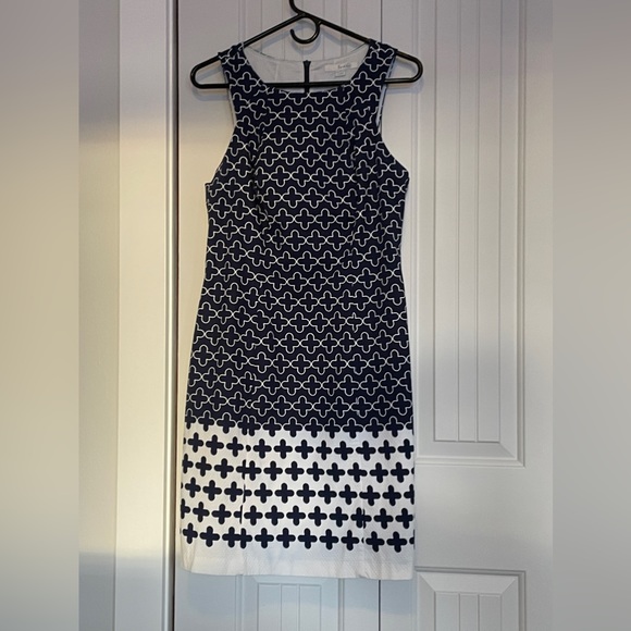 Boden Dresses & Skirts - Boden | 'Pixie' Shift Style Navy & White Clover Printed Dress 8R